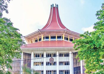 30 Petitions Filed Against and in Support of 22nd Amendment