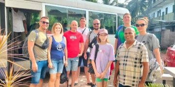Tourist arrival in Negombo