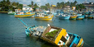 Negombo lagoon