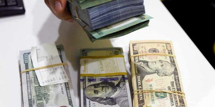 Dollar rate today: US Dollar selling rate steady at Rs. 332