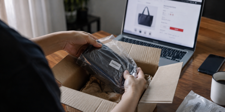 Sri Lanka’s E-Commerce Boom: Who Is Protecting the Customer?