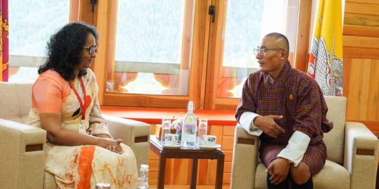 PM meets Bhutanese counterpart to strengthen bilateral ties