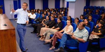 Sri Lanka Cricket hosts Kelaniya Uni students for sports media training