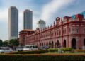 A picture showing the historic and urbans sides of Colombo