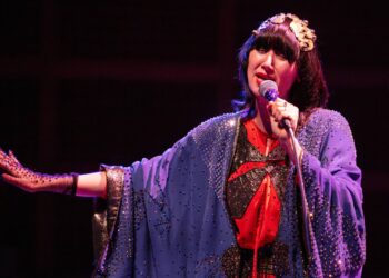 Yeah Yeah Yeahs announce ‘Hidden In Pieces Live At The Royal Albert Hall’ album release