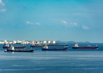 Iranian tankers off Sri Lanka