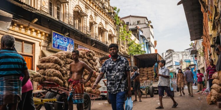 People walking the pettah street