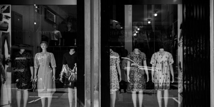 sri lankan clothing shop