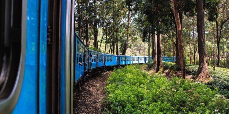 train ride in sri lanka